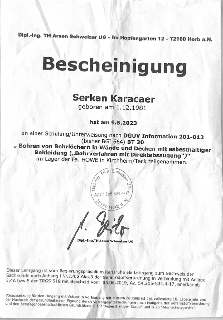 Bohren in asbesthaltige Bekleidung – Serkan Karacaer